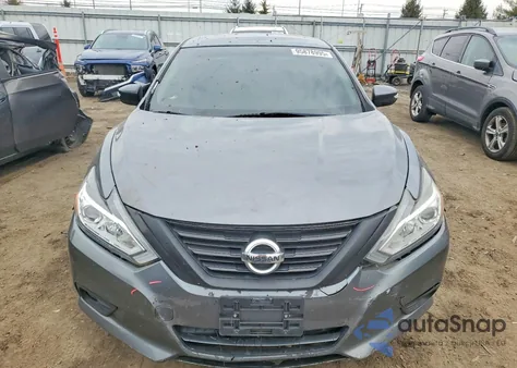 2017 Nissan Altima 2.5 z USA, uszkodzony, nr VIN 1N4AL3AP8HC184418